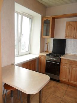 Apartment for rent in Perm inexpensively, Perm - apartment by the day