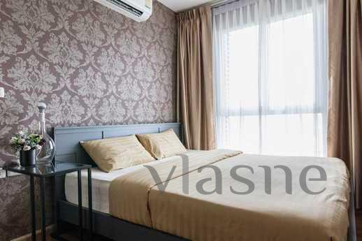 Modern spacious apartment, renovated, stylish interior. Wash
