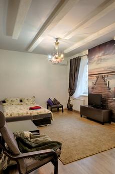 Bright studio apartment, Moscow - apartment by the day