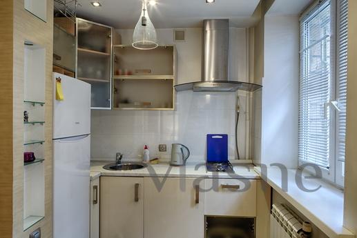 one-bedroom apartment luxury class, Moscow - apartment by the day