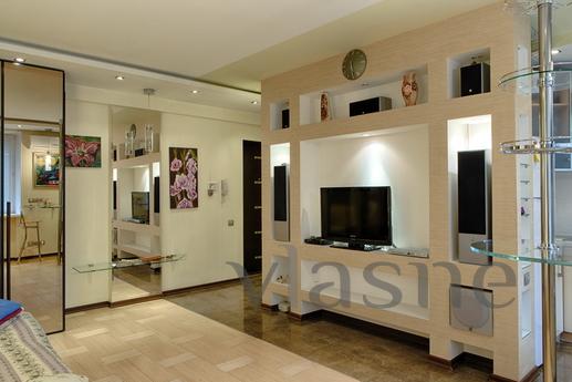 one-bedroom apartment luxury class, Moscow - apartment by the day