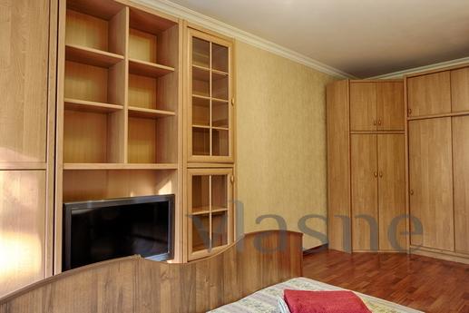 Bright studio apartment, Moscow - apartment by the day