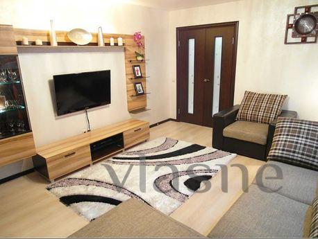 apartment is in the center of the city, Krasnodar - apartment by the day