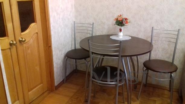Apartment is in the heart of the owner, Taganrog - apartment by the day