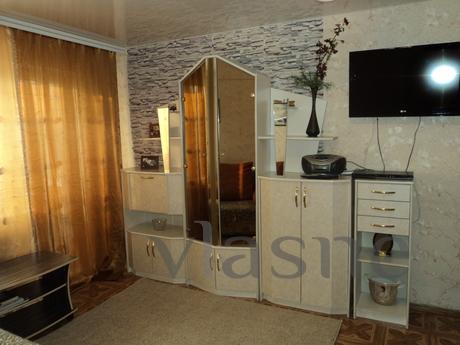 1-bedroom apartment near the station, Novosibirsk - apartment by the day