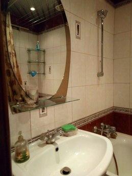 2 bedroom apartment near the metro, Saint Petersburg - apartment by the day