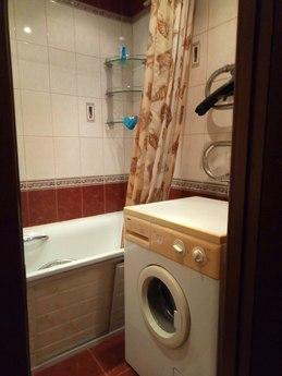 2 bedroom apartment near the metro, Saint Petersburg - apartment by the day