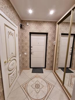 luxury apartment in the center, Saint Petersburg - apartment by the day