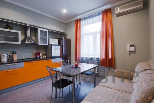 apartment near the metro, Saint Petersburg - apartment by the day