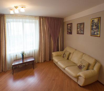 apartment near the metro, Saint Petersburg - apartment by the day