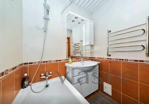 Luxury apartments in the metro, Saint Petersburg - apartment by the day