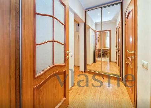 Luxury apartments in the metro, Saint Petersburg - apartment by the day