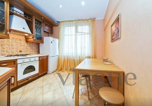 Luxury apartments in the metro, Saint Petersburg - apartment by the day