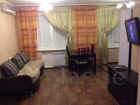 One-bedroom studio apartment, Novosibirsk - apartment by the day