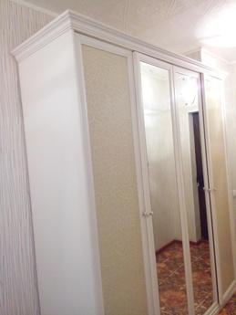 The apartment is clean!, Tyumen - apartment by the day