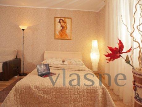 Rent 1st apartment on the day, night and, Yekaterinburg - apartment by the day