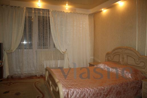 Nearby is a bird market, DS Hope, 5 minutes from Uraltrac, s