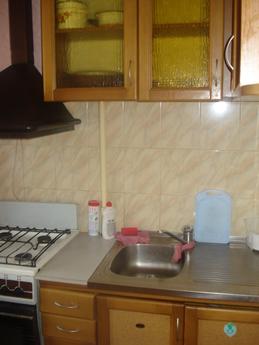 The apartment is in the tractor market, Volgograd - apartment by the day