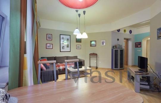 Exclusive apartment in the center, Saint Petersburg - apartment by the day
