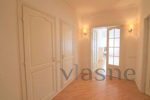 Exclusive species apartment, Saint Petersburg - apartment by the day