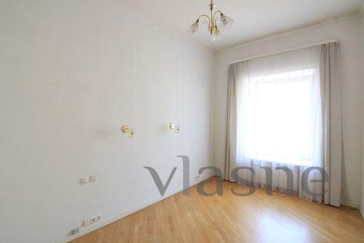 Exclusive species apartment, Saint Petersburg - apartment by the day
