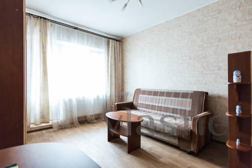The apartment is in a new building, Saint Petersburg - apartment by the day