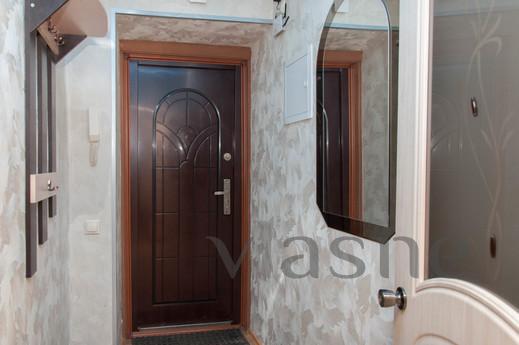 Marin Dom na Malysheva, 120, Yekaterinburg - apartment by the day