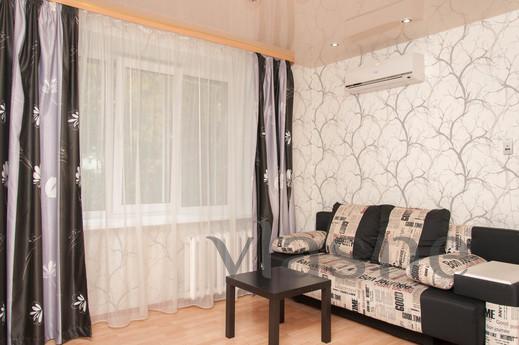 Marin Dom na Malysheva, 120, Yekaterinburg - apartment by the day