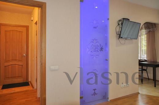 Marin Dom na Popova 25, Yekaterinburg - apartment by the day