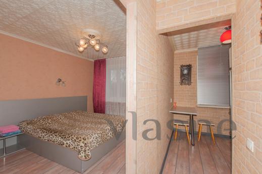 Marin Dom na Azina, 39, Yekaterinburg - apartment by the day