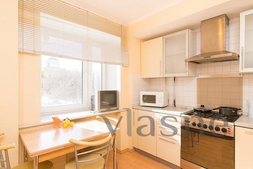 Marin Dom na Lunacharskogo, 171, Yekaterinburg - apartment by the day