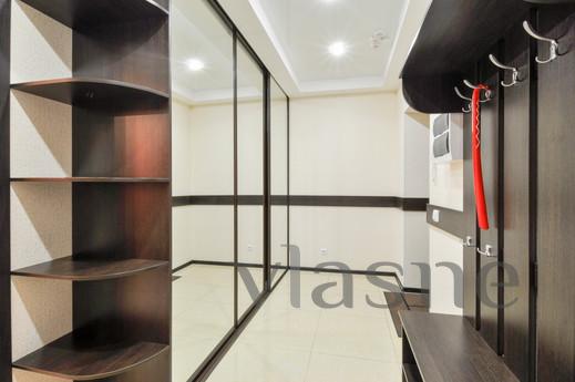 Marin Dom na Surikova, 53a, Yekaterinburg - apartment by the day