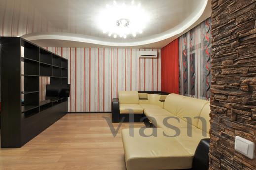 Marin Dom na Souznoy, 2, Yekaterinburg - apartment by the day