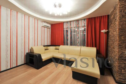 Marin Dom na Souznoy, 2, Yekaterinburg - apartment by the day