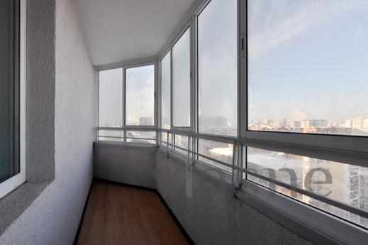Marin Dom na Schorsa 103, Yekaterinburg - apartment by the day
