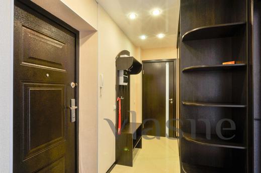 Marin Dom na Schorsa 103, Yekaterinburg - apartment by the day