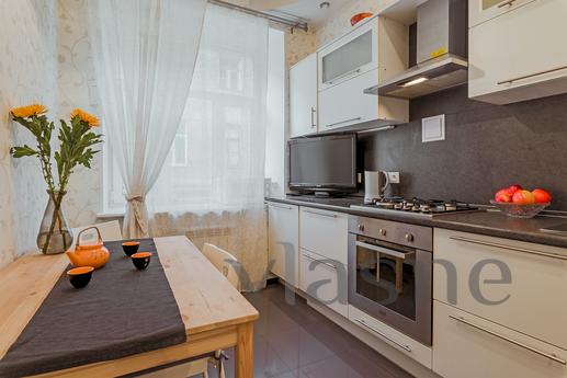 Daily Nab Channel Griboedova 22 (2), Saint Petersburg - apartment by the day
