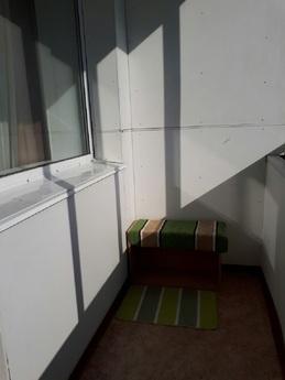 Clean, not smoky, sleeps 4, Novosibirsk - apartment by the day