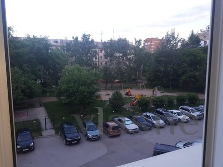 Clean Modern apartment!, Novosibirsk - apartment by the day