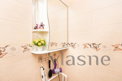 Compact studio apartment in the center, Yekaterinburg - apartment by the day