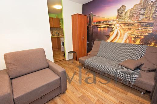 Compact studio apartment in the center, Yekaterinburg - apartment by the day