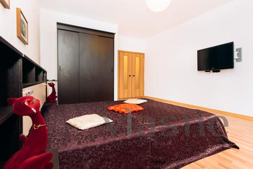 Apartment near the metro Geological, Yekaterinburg - apartment by the day