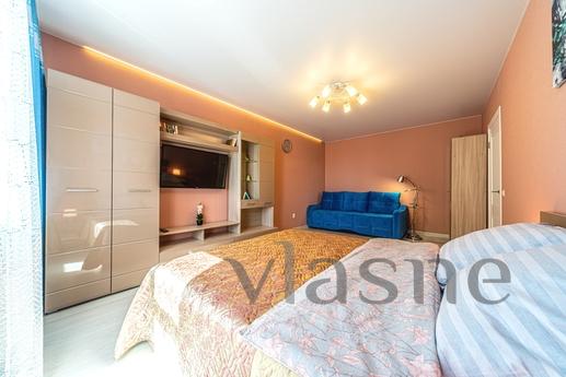 1 kkv near the metro Komendantsky prospe, Saint Petersburg - apartment by the day