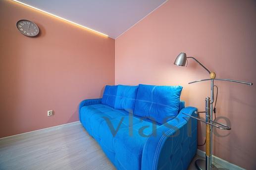 1 kkv near the metro Komendantsky prospe, Saint Petersburg - apartment by the day