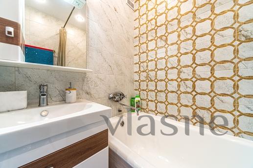 1 kkv near the metro Komendantsky prospe, Saint Petersburg - apartment by the day