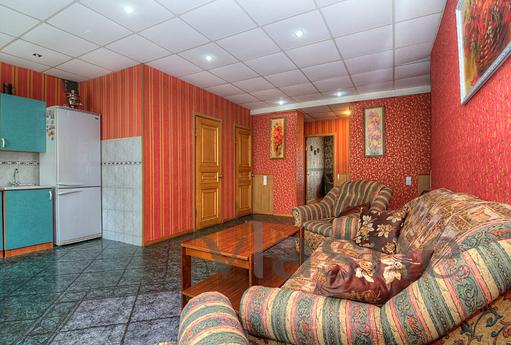 Large apartment in the center, Saint Petersburg - apartment by the day