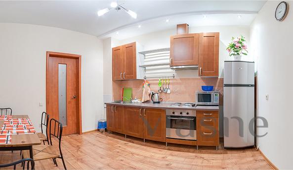 Wonderful apartment in new building, Yekaterinburg - apartment by the day