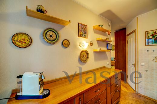 2-room apartment on Yakimanka, Moscow - apartment by the day