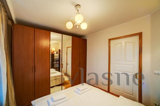 2-room apartment on Yakimanka, Moscow - apartment by the day