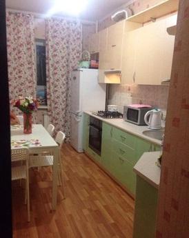 Apartment for rent near the metro, Moscow - apartment by the day